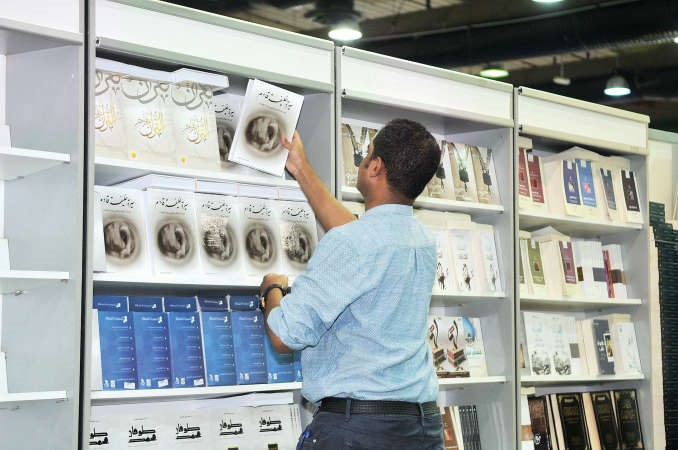 لمسات نهائية في احد الاجنحة