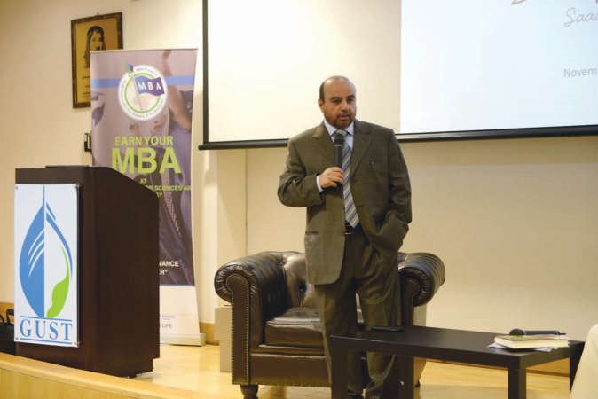 د سعد البراك خلال اللقاء ﻿