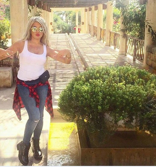 بالصور.. سارة سلامة تستمتع بوقتها برفقة شقيقتها ببيروت