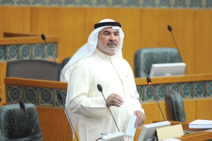 صالح عاشور

