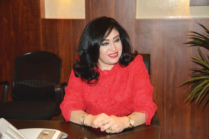 إيمان الشهاب: مذيع الأخبار  الناطق الرسمي للدولة