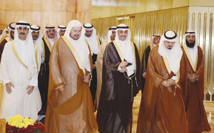 الرئيس الغانم والوفد المرافق له وفي استقبالهم رئيس مجلس الشورى السعودي عبدالله ال الشيخ﻿