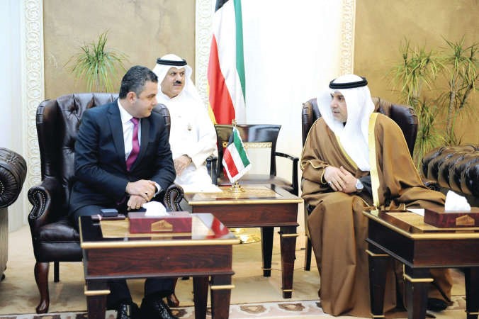 عبدالله التميمي مع رئيس لجنة الصداقة البرلمانية اللاتفية﻿