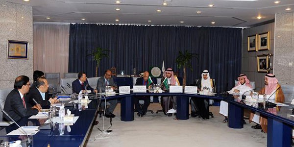 السفير البنجلاديشي في السعودية يقترح إرسال العاملة المنزلية برفقة أحد أقربائها!