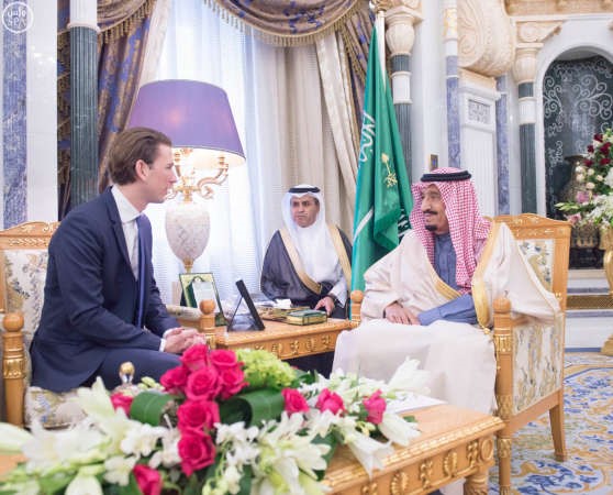 خادم الحرمين الشريفين الملك سلمان بن عبدالعزيز مستقبلا وزير خارجية جمهورية النمسا سبستيان كورتس	واس﻿
