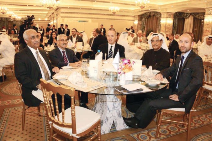 متابعة من الحضور﻿