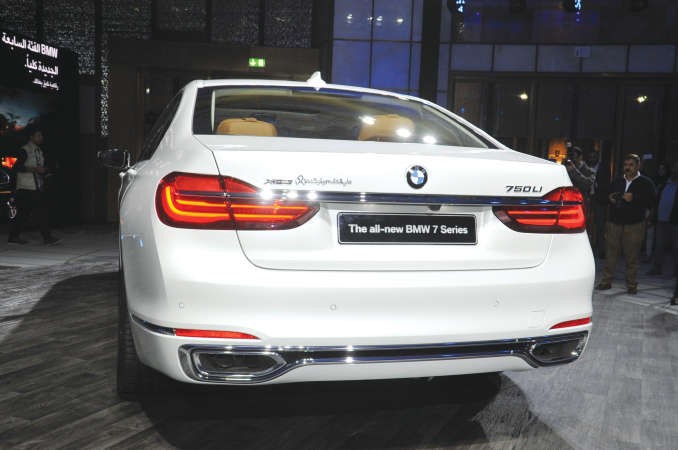 «علي الغانم وأولاده للسيارات» تطلق الجيل السادس من الأيقونة الفاخرة  BMW الفئة السابعة مفهوم جديد للتنقل الفاخر في الكويت