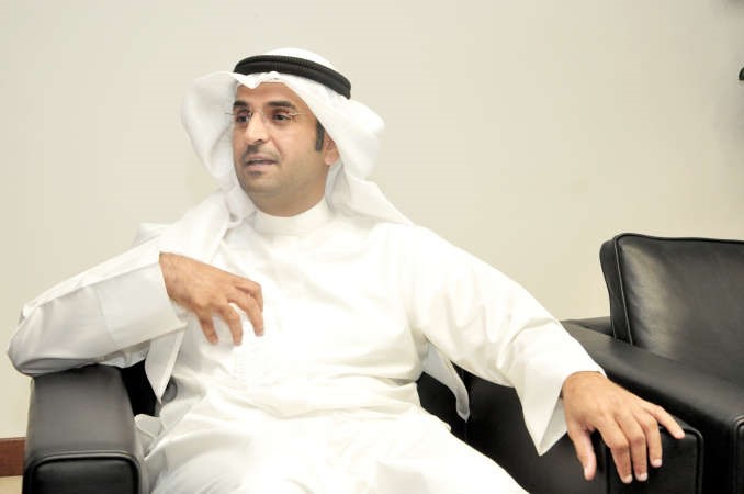 دنايف الحجرف مؤكدا العمل على تحقيق العدالة والنزاهة والشفافية في السوق الكويتية لحماية صغار المستثمرين والمساهمين وكبارهم﻿