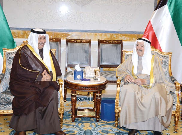 صاحب السمو الامير لدى استقباله سمو رئيس الوزراء الشيخ جابر المبارك