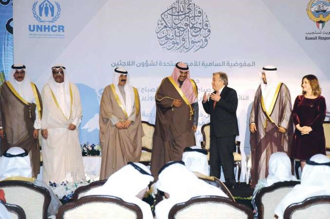  الشيخ صباح الخالد وخالد الجارالله وانطونيو غوتيريس ودعبد الله المعتوق والسفير جاسم المباركي والسفير ضاري العجران ودحنان حمدان خلال اللقاء 
