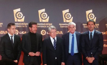 بالصور.. ميسي يخطف الأضواء فى حفل جوائز الليجا.. وتأخر رونالدو