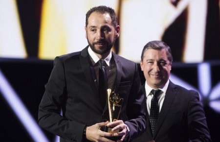 بالصور .. برشلونة ينال نصيب الأسد في حفل توزيع جوائز الليغا