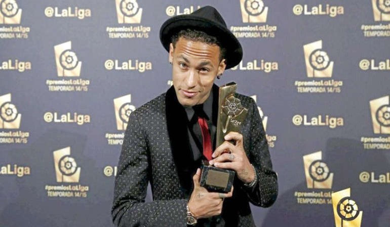 نيمار افضل لاعب لاتيني