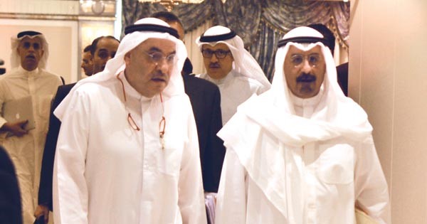 الشيخ دمحمد الصباح ومحمد الصقر قبيل اجتماع مجلس العلاقات العربية والدولية محمد هاشم