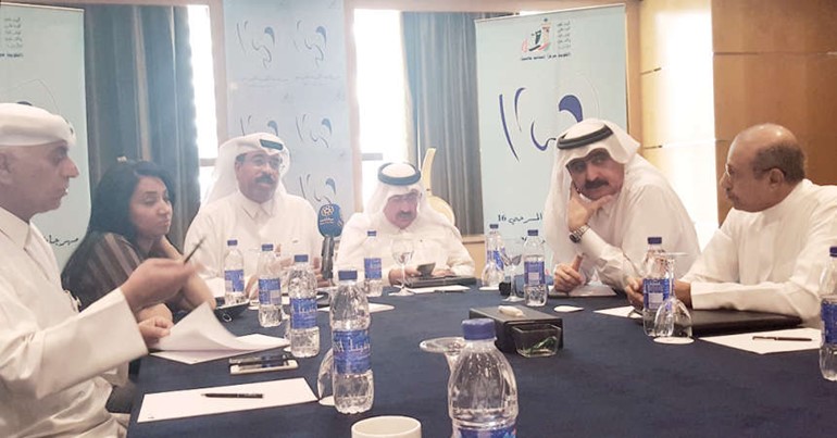 مسرحيو قطر في المؤتمر الصحافي﻿