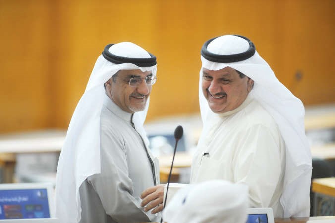 عيسى الكندري ودخليل عبدالله
﻿