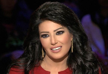 بالفيديو.. سمية الخشاب: اعتزلت المشاهد الساخنة ومكنتش برتاح أنا بصورها 