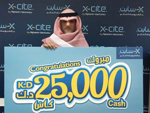 الفائز الاول خالد عبدالله الديحاني