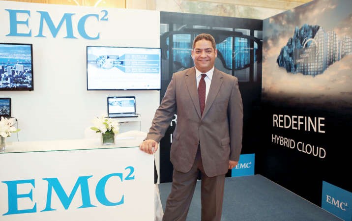 المدير الاقليمي لشركة EMC الكويت سامر صابر اثناء مشاركة الشركة في منتدى الحكومة الالكترونية الثالث 