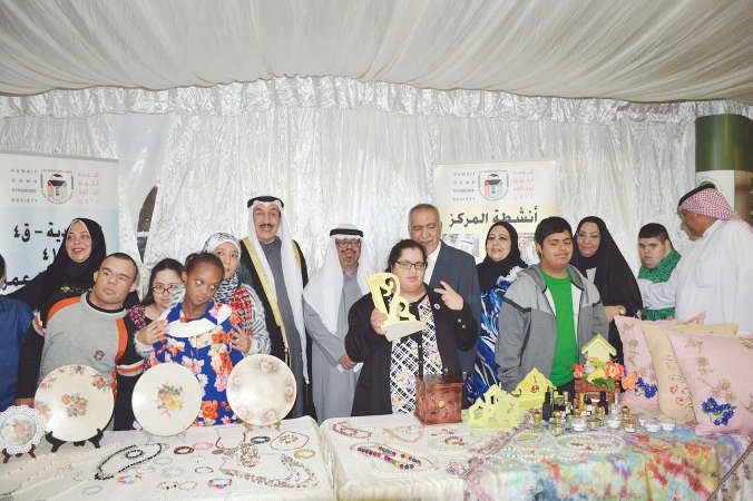 الفريق مفهد الامير ودعبدالرحمن العوضي وعدد من الحضور	 انور الكندري﻿