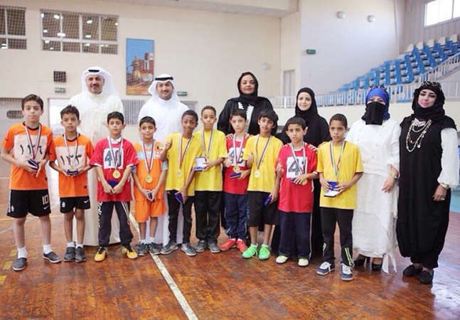 الفائزون بالمراكز العشرة الاولى في السباق﻿