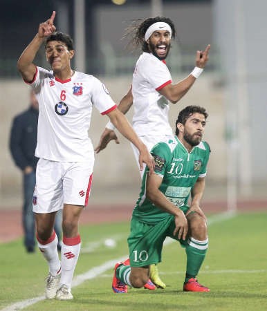 فراس الخطيب بحاجة لمن يسانده في الهجوم الازرقكوم﻿