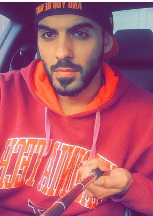 بالصور.. وسيم الامارات يعلن زواجه.. وهذه هي الحسناء التي خطفت قلبه 