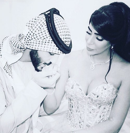 بالصور.. وسيم الامارات يعلن زواجه.. وهذه هي الحسناء التي خطفت قلبه 