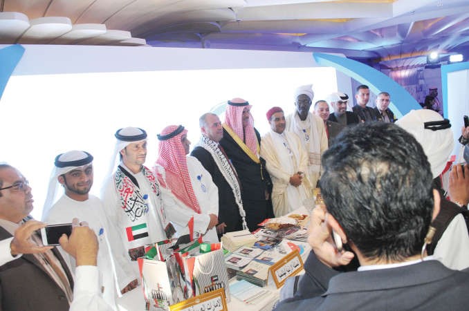 الحمود مع ممثلي الوفود العربية التطوعية 