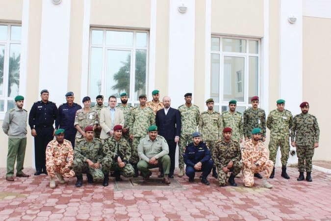 العميد الركن بدر حمد متوسطا الحضور