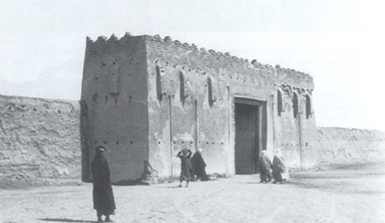 1- سور الكويت 1920
