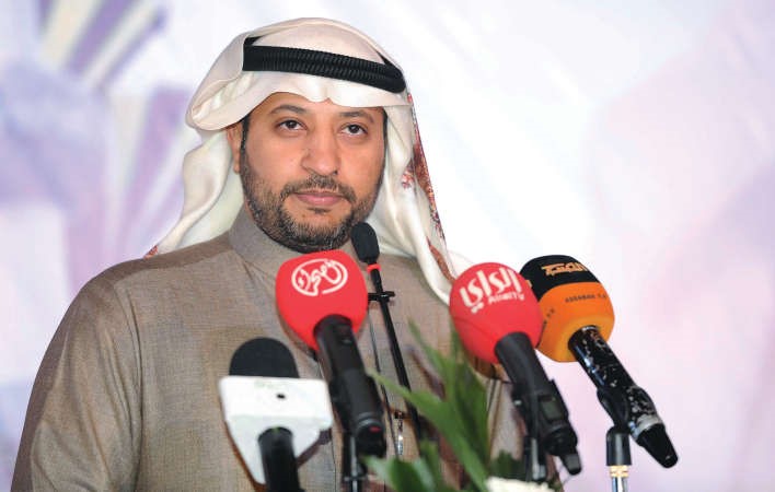 الشاعر محمد المويزري ﻿