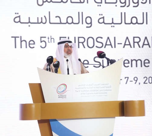 عادل الصرعاوي ملقيا كلمته