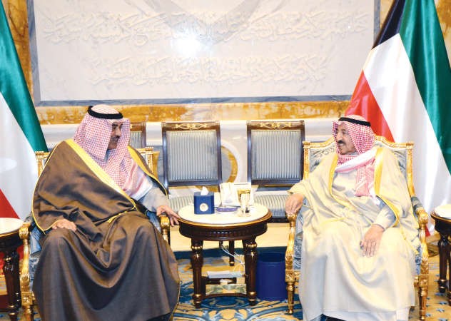 صاحب السمو الامير الشيخ صباح الاحمد مستقبلا رئيس مجلس الوزراء بالانابة ووزير الخارجية الشيخ صباح الخالد﻿