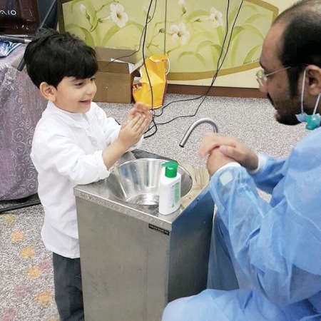 تدريب الاطفال على غسل اليدين ﻿