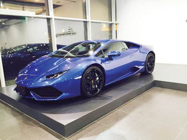 روائع جنيف للساعات تطلق تشكيلة ساعات Tonino Lamborghini