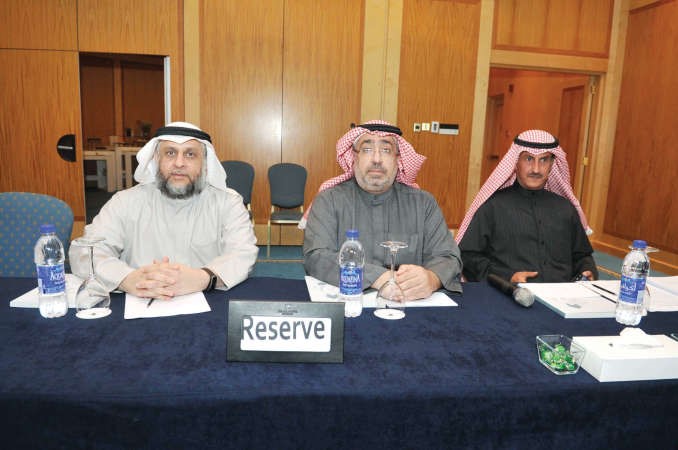 توفيق الجراح مترئسا ورشة قانون اتحاد الملاك قاسم باشا