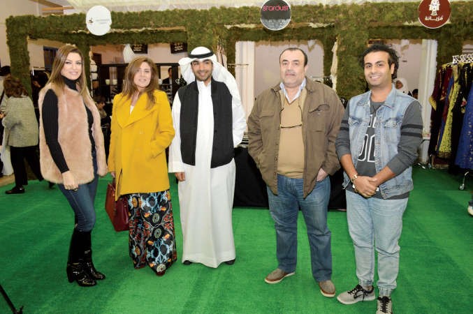 باهر سامي وياسر العيلة وعبدالله البداح ونانسي وتمارا في المعرض﻿