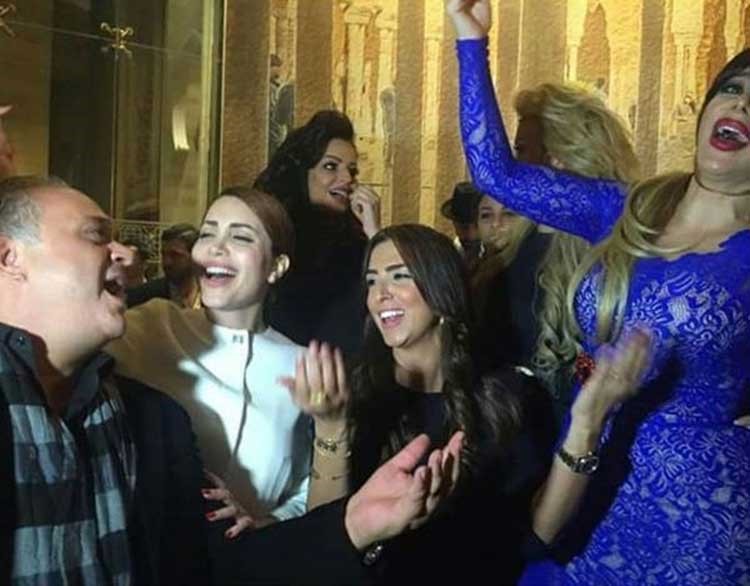 بالصور.. سوزان نجم الدين تحتفل بعيد ميلادها للمرة الثانية بحضور باسم يوسف