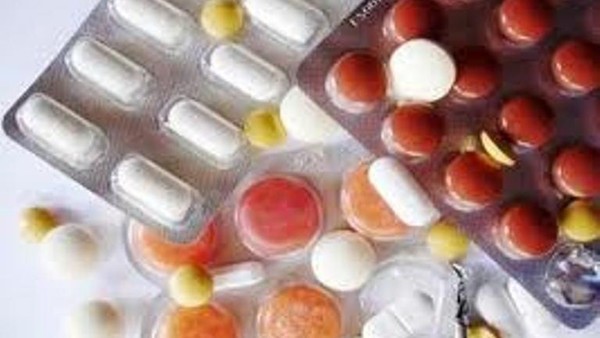 القبض على لاعب كرة مصري شهير بتهمة حيازة حبوب مخدرة
