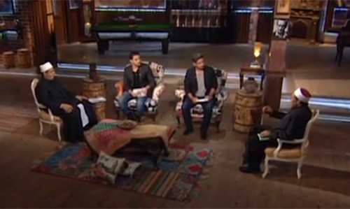 بالفيديو.. عالم أزهري: «القرآن لم يحرم شرب الخمر»!