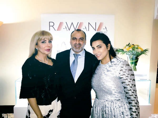 منيرة وزوجها والمبدعة روان