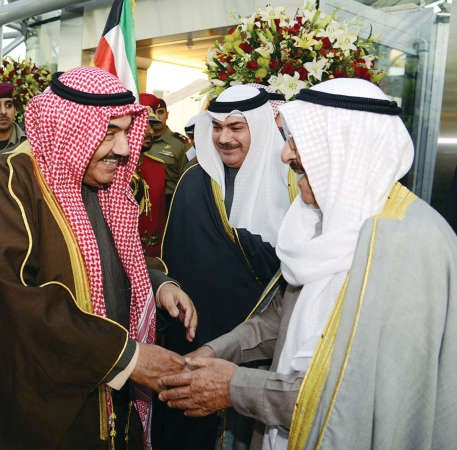 صاحب السمو وترحيب من سمو الشيخ ناصر المحمد