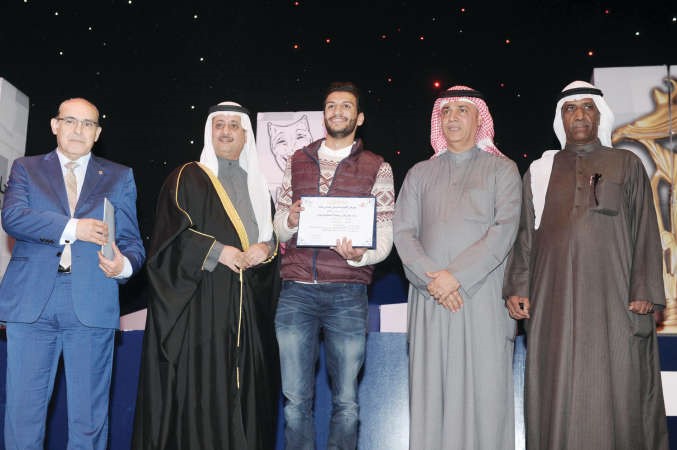 جائزة الانباء للواعد سعود بوعبيد