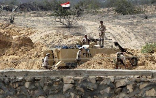 التصدي لفلسطينيين قدموا دعماً لوجيستياً لإرهابيين في سيناء