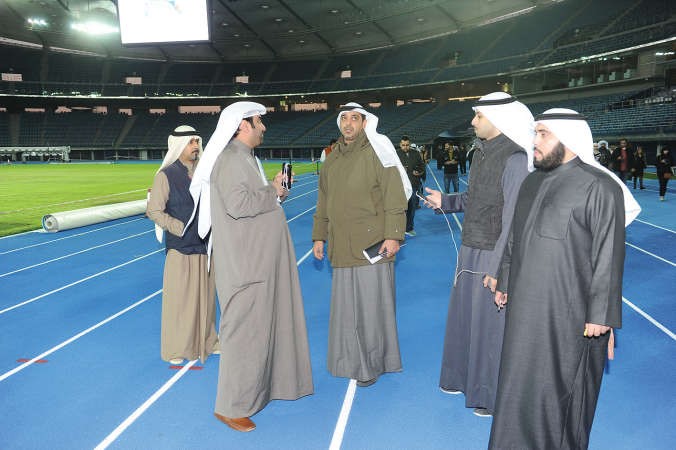 الشيخ محمد العبدالله وخالد الروضان وعدد من المدعوين الى ستاد جابر 	هاني الشمري ﻿