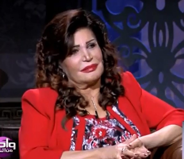 بالفيديو.. لماذا قالت نجوى فؤاد عن صافيناز: "ما أحبش أشوفها".. وما قصة خلافها مع فيفي عبده؟