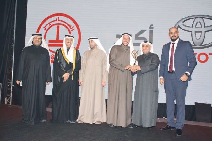 عبدالله الساير وحمد الساير وصلاح عبدالله واحمد مغاري خلال تكريم تويوتا﻿