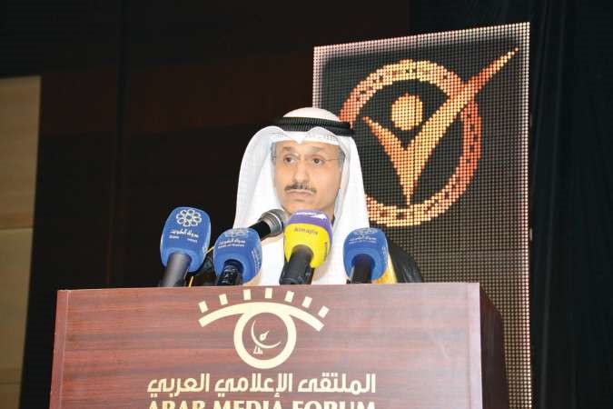 وكيل وزارة الاعلام طارق المزرم خلال القاء كلمته﻿