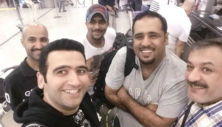  ومع فريق فيلم مع الخطر في اوكرانيا